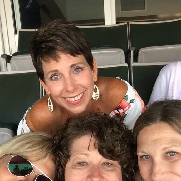 Meet your Posher, Shannon - Picture 1 of 1